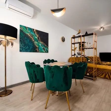 Lägenhet Luxury Sea Boutique & Spa Piscina Sauna Jacuzzi Gym *
