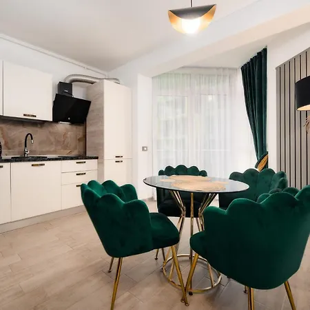 Luxury Sea Boutique & Spa Piscina Sauna Jacuzzi Gym Năvodari